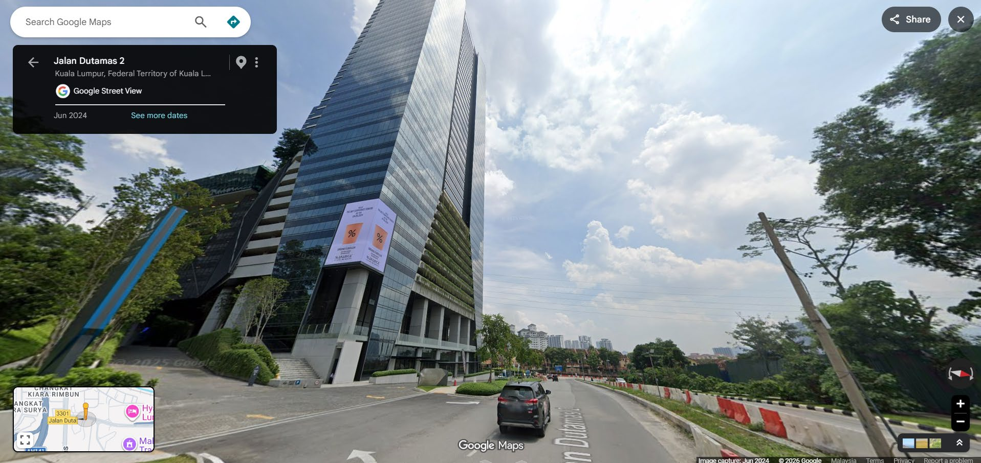 Approach to The MET Corporate Towers from Jalan Dutamas 2